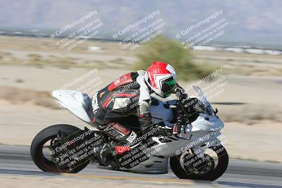 media/Oct-26-2025-Race Pace (Sun) [[c1447ca738]]/Verified/1-Turn 9 Inside (930am)/